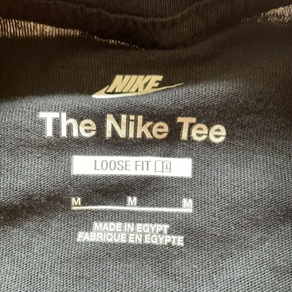 NWT Nike Essential Long Sleeve Tee Women Size M (DV9945-010)MSRP$45